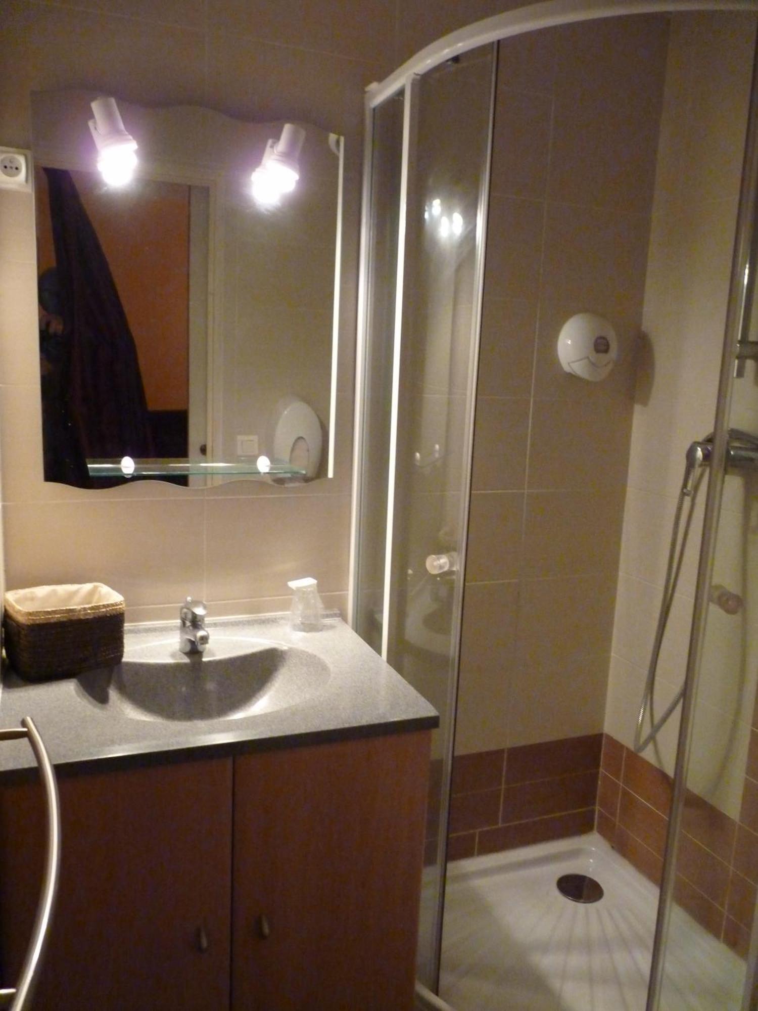 Ad Cyber-Hotel L'Union Bagian luar foto